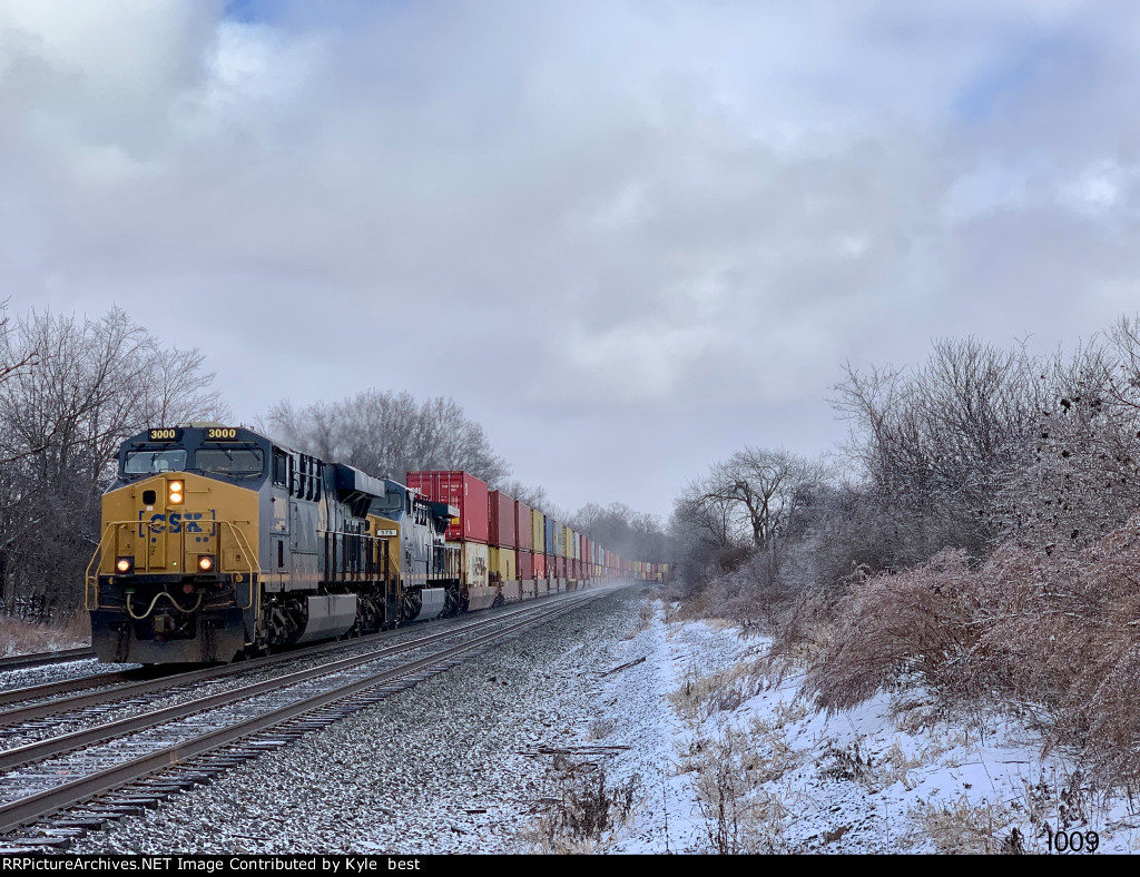 CSX 3000 on I009 